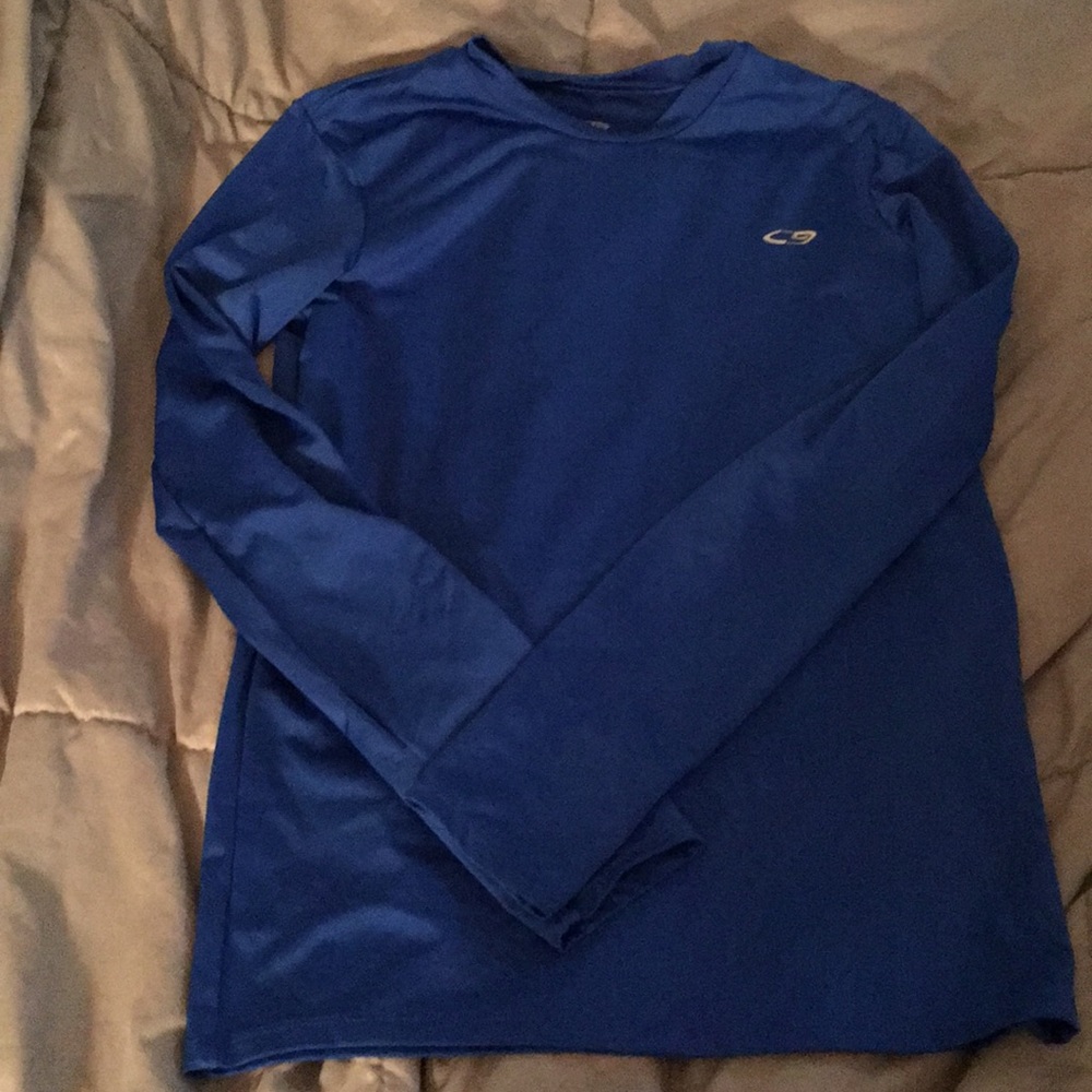 Athletic long sleeve